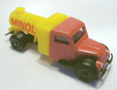 Garant Fuel tank truck &quot;Minol&quot;<br /><a href='images/pictures/BeKa/069.jpg' target='_blank'>Full size image</a>